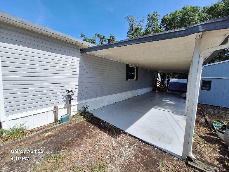 Building Photo - 16260 SE 58th Pl