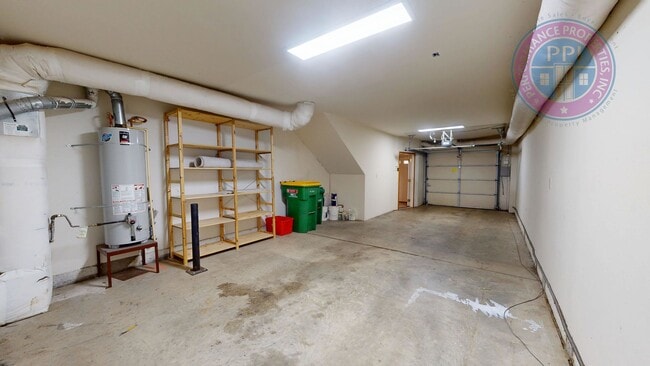 Building Photo - Prime Location, Directly Across From Nike Headquarters! Beautiful Townhouse, Two En-Suites, Centr...