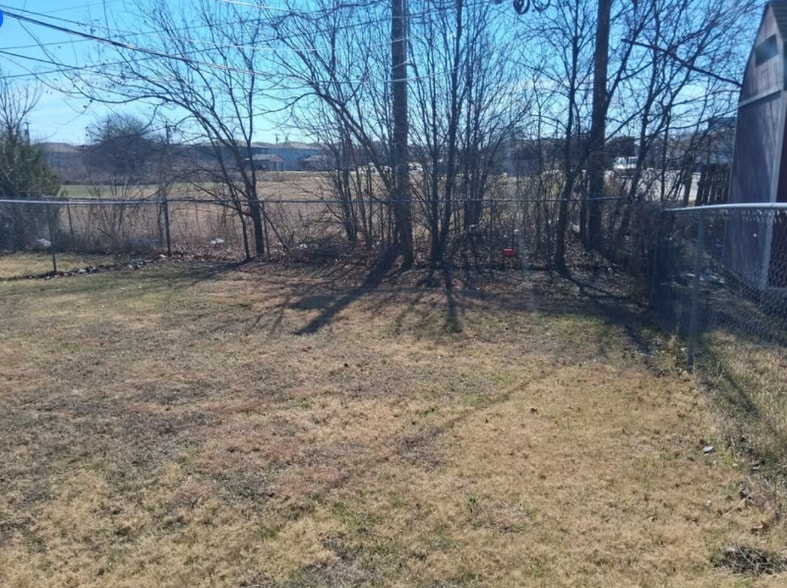 Building Photo - 506 Alpine St