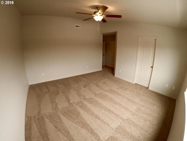 Building Photo - 179 N 44th Pl
