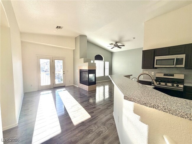 Building Photo - 6520 Bucking Horse Ln