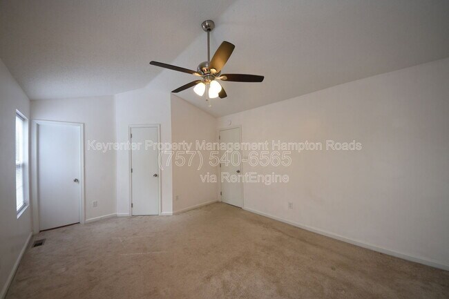 Building Photo - 1549 River Creek Crescent