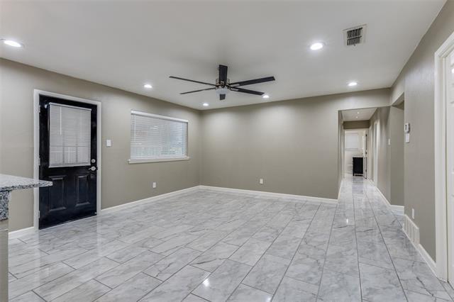 Building Photo - 4401 Tiptop St