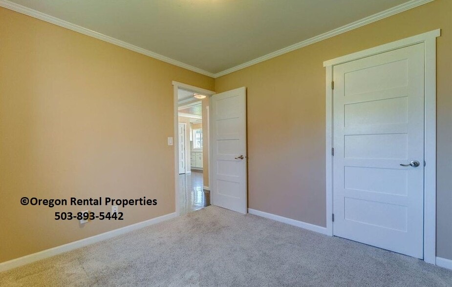 Building Photo - 2052 SE 181st Ave