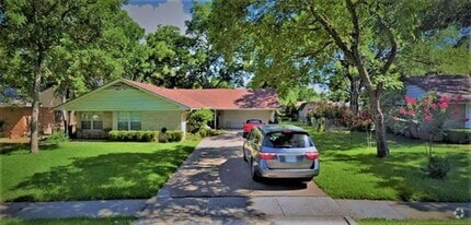 Building Photo - 502 Forest Cir