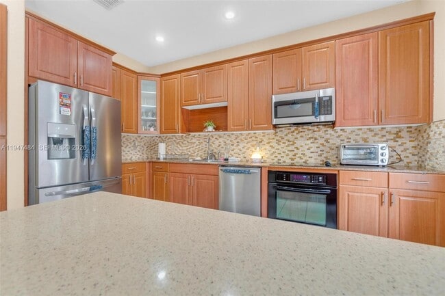 Building Photo - 8612 Buckskin Manor