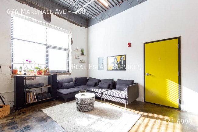 Building Photo - 676 Marshall Ave