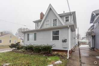 Building Photo - 3 br, 1 bath 4plex - 4135 Jackman Road A