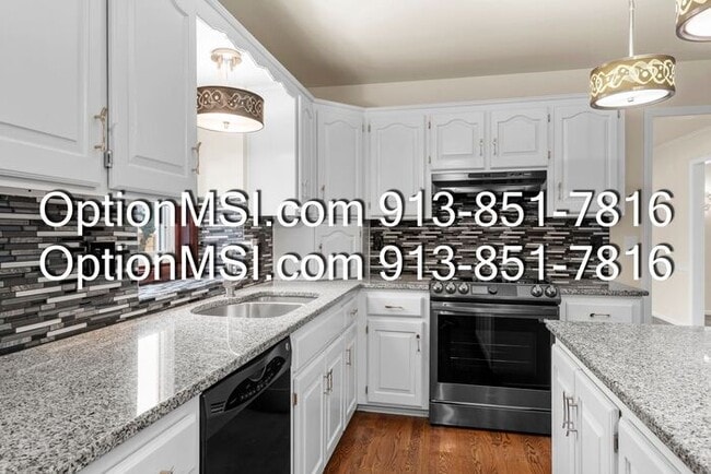 Building Photo - Welcome home to this charming two-story in South Woods subdivision