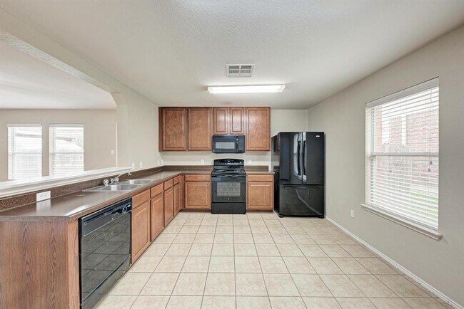 Building Photo - 3417 Tralagon Trail