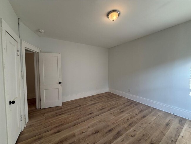 Building Photo - 1026 Inverness Ave