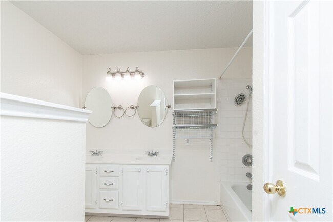 Building Photo - 3301 Dorothy Jane Dr