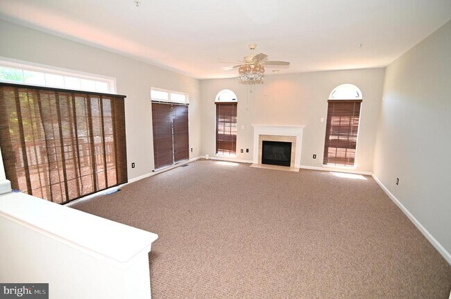 Building Photo - 4502 Rockdale Ln