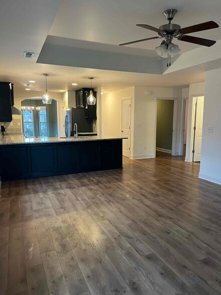 Building Photo - 2461 Belltown Dr SW