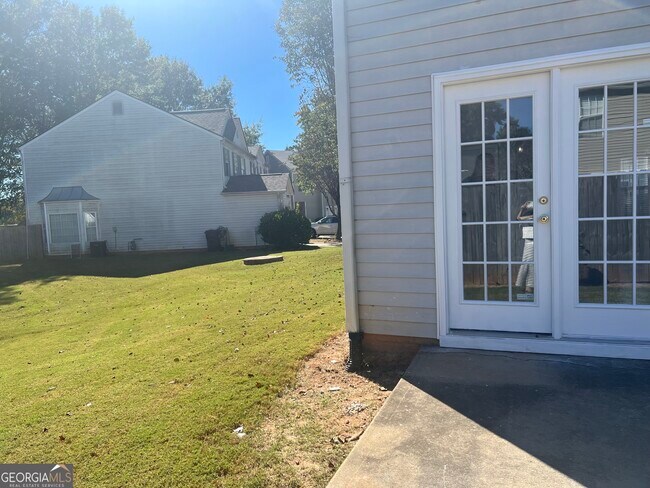 Building Photo - 73 Timber Mist Ln