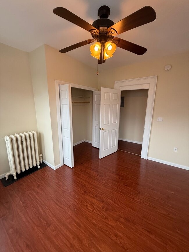 Building Photo - Sisson Plaza