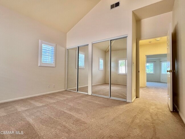 Building Photo - 255 N Skyline Dr