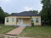 Building Photo - 405 E Evans St