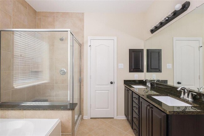 Building Photo - 28723 Mayes Bluff Dr