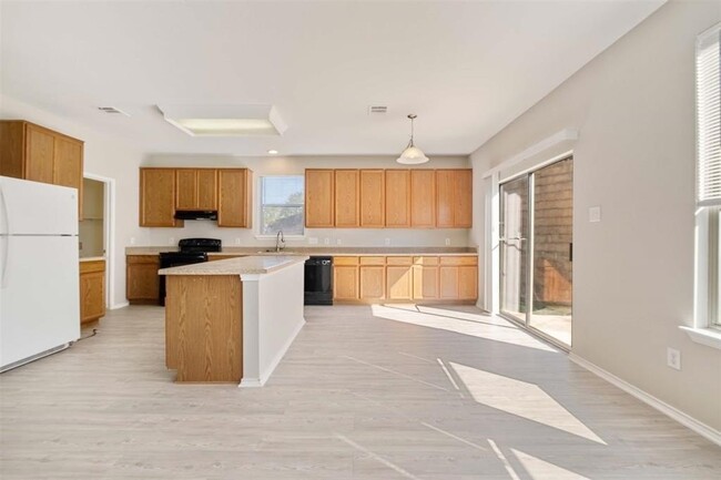 Building Photo - 3529 Cisco Trail
