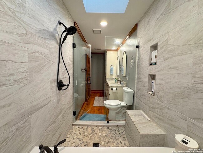 Building Photo - 104 Canteen