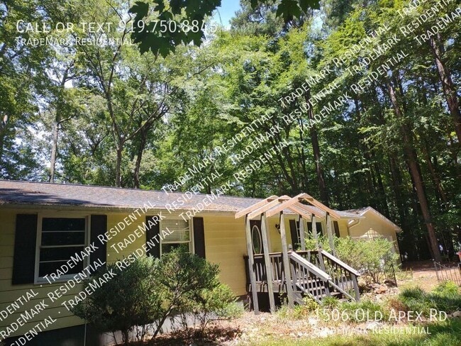 Building Photo - 1506 Old Apex Rd