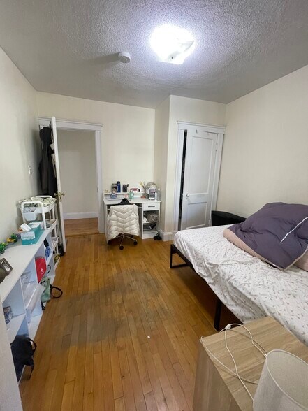 Bedroom - 44 Chetwynd Rd