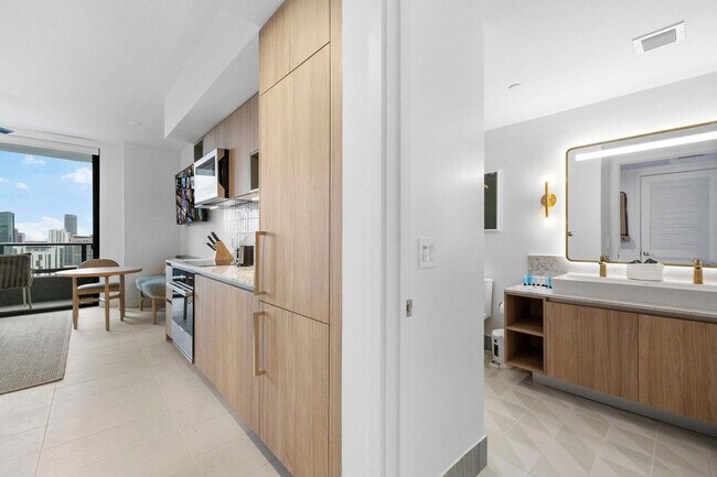 Building Photo - 159 NE 6th St