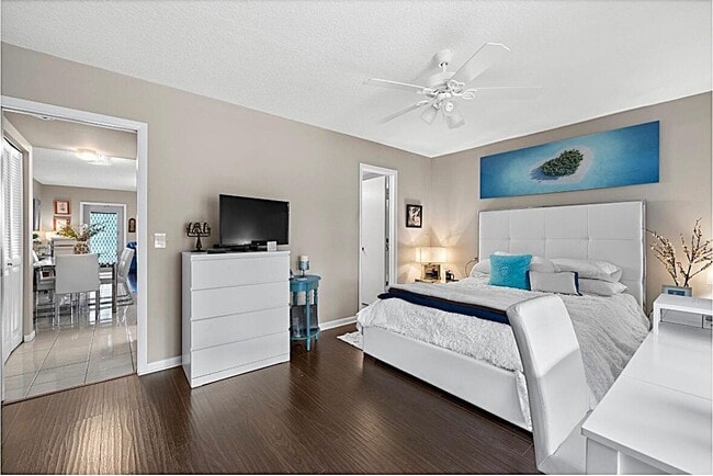 Building Photo - 181 Tilford I