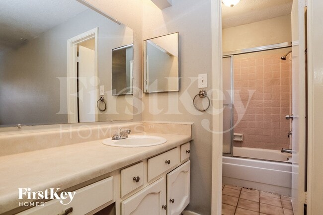 Building Photo - 22514 Parsonsgate Dr