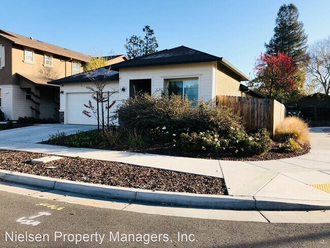 Primary Photo - 3 br, 3 bath House - 3 Jupes Ct