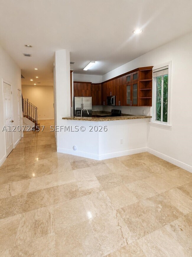 Building Photo - 2286 SW 16th Ct