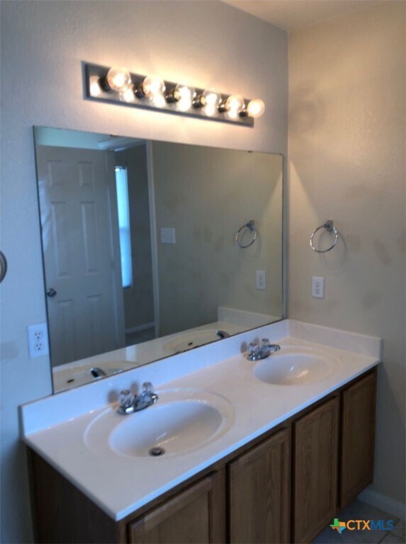 Building Photo - 3304 Thunder Creek Dr