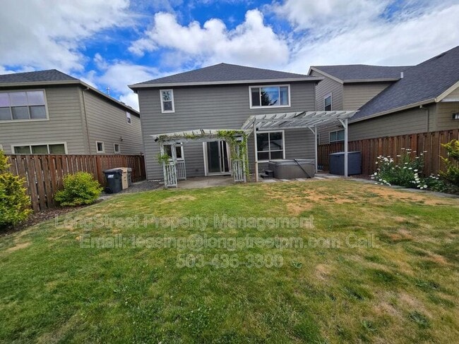 Building Photo - 3338 SE Summerfield Dr