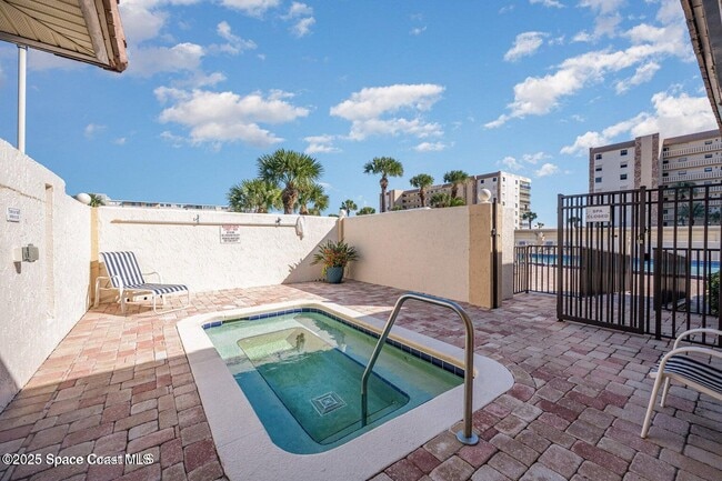 Building Photo - 1860 N Atlantic Ave