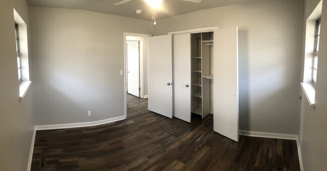 Building Photo - 2209 Iowa St