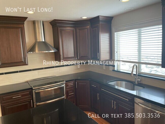 Building Photo - 10329 Ashley Mesa Ln