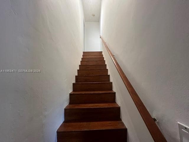 Building Photo - 2728 Kirk St