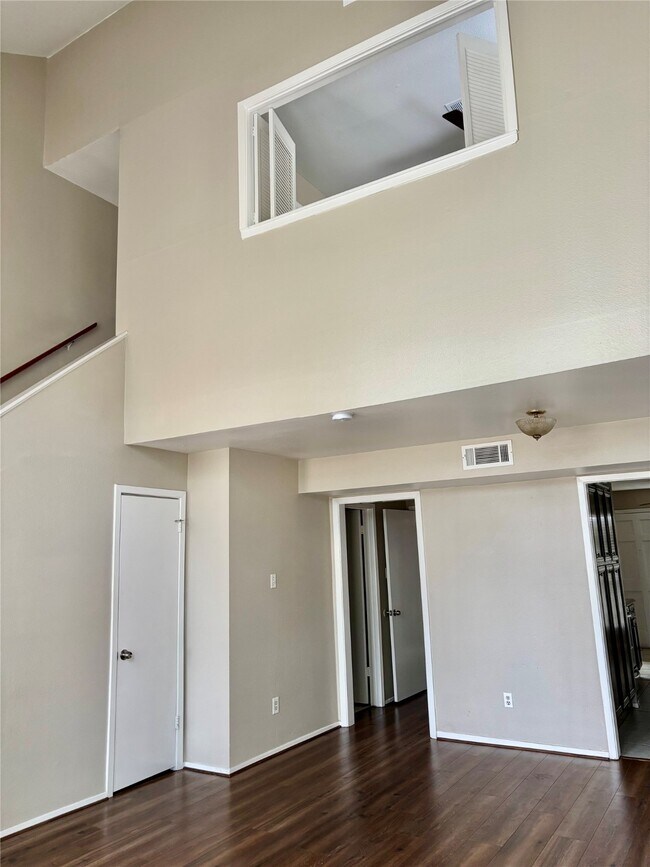 Building Photo - 5100 Allendale Rd