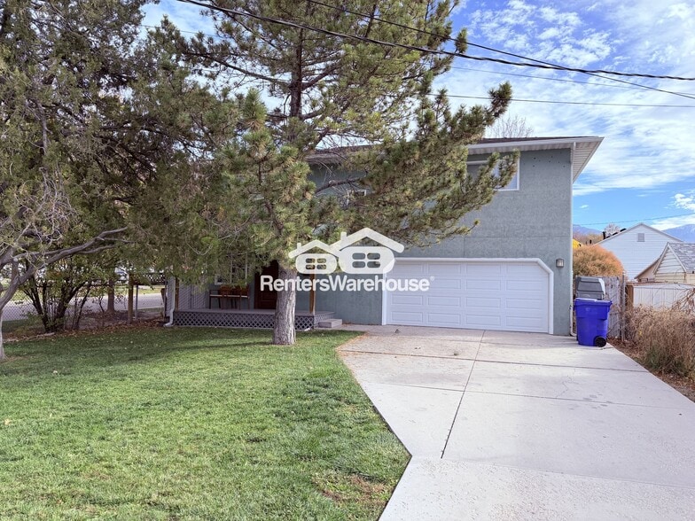 Building Photo - 2555 S 400 E
