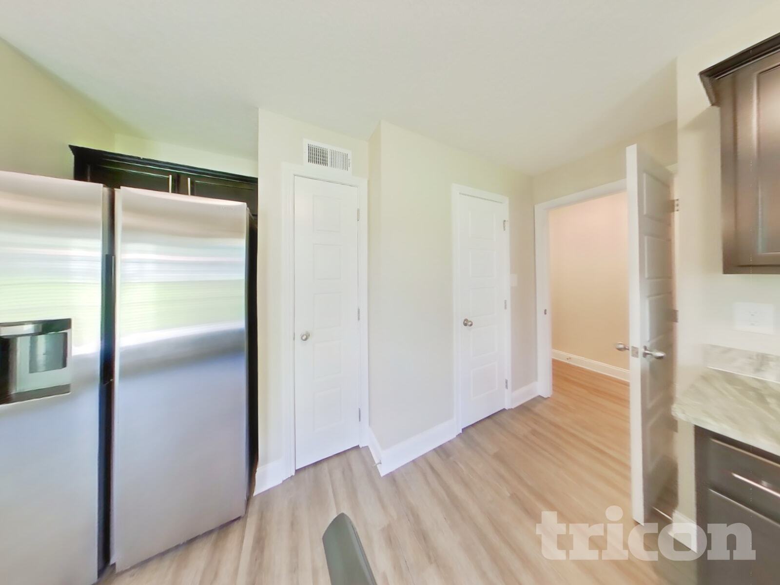 Building Photo - 633 Battery Ct