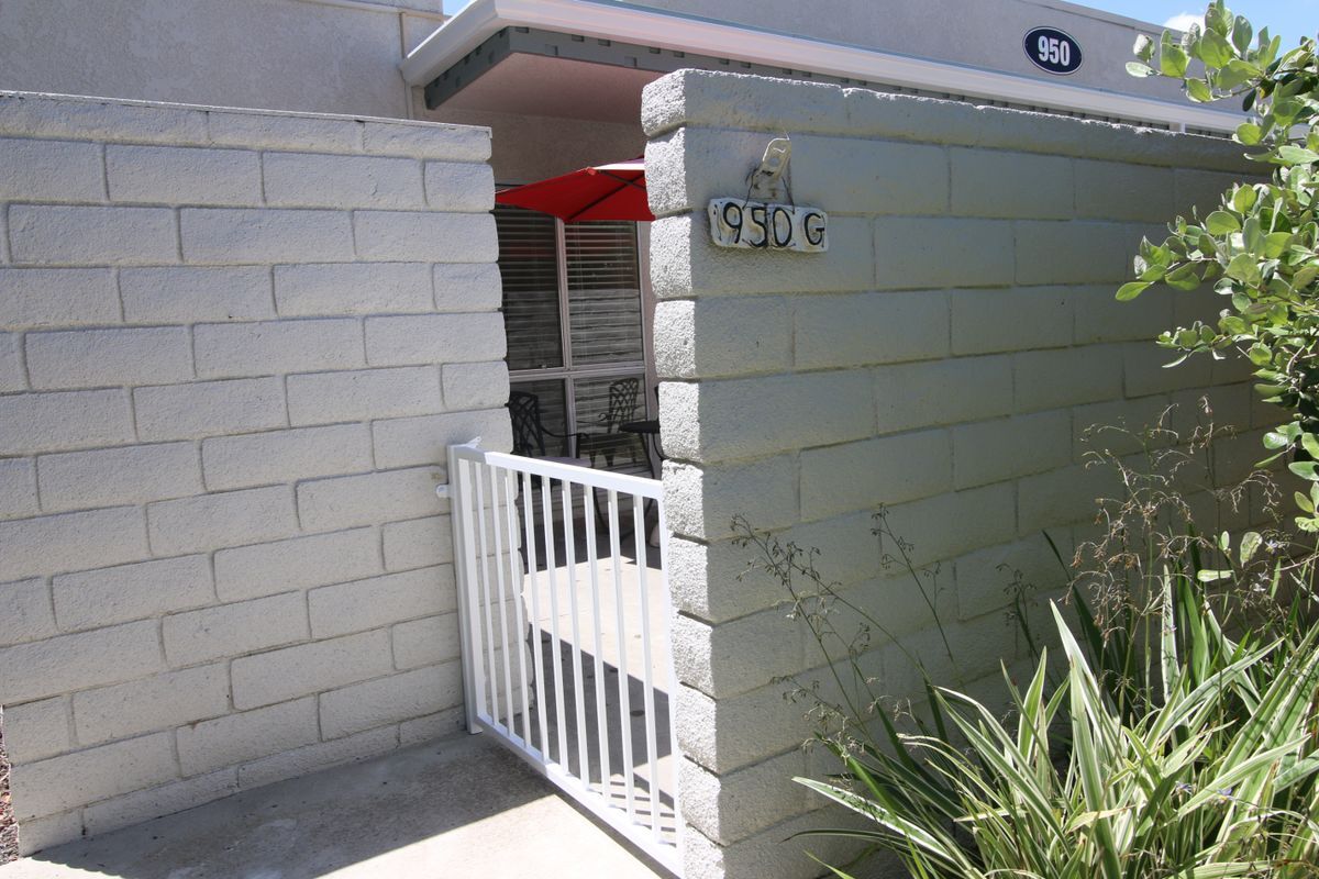 Building Photo - 950 Avenida Carmel