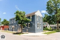 Building Photo - 1006 Runnion Ave