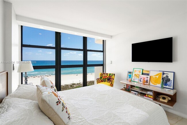 Building Photo - 5757 Collins Ave