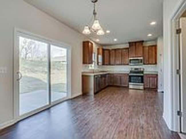 Building Photo - UP TO 2 MONTHS FREE RENT WITH 12 OR 24 MO LEASE!  PET FRIENDLY 4BR w/ Large Fenced Yard – William...