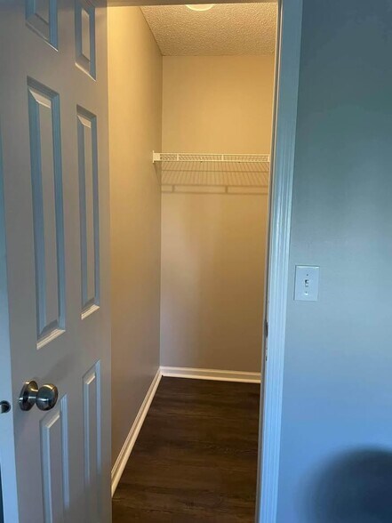 Building Photo - 17332 River Birch Ln