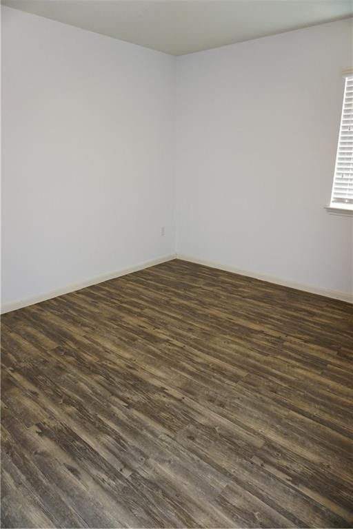 Building Photo - 4 Bed, No Carpet Home in Kyle, Available for July Move-In