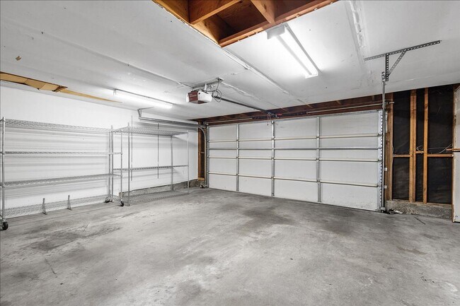 Building Photo - 3310 Fir Ave