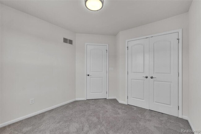 Building Photo - 49859 Lantern Wy