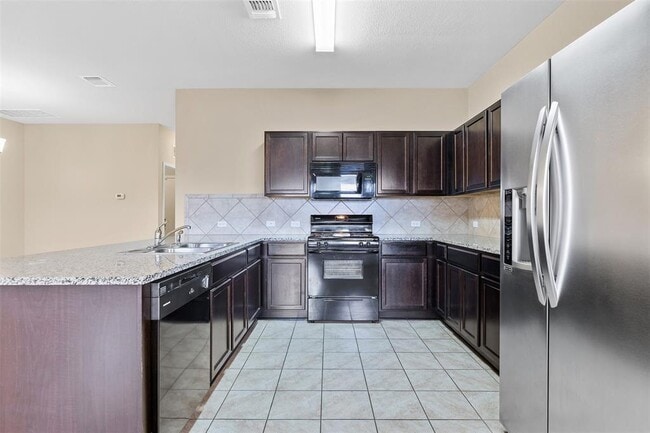 Building Photo - 510 Sabina Dr